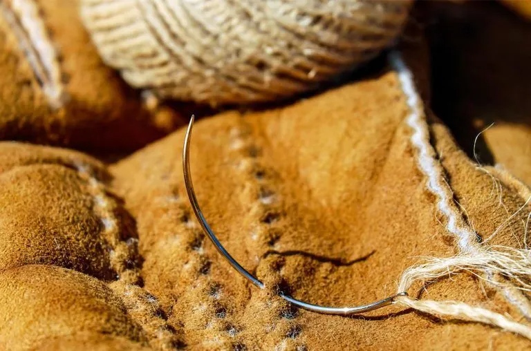 Anhydrous sodium hydrosulphide